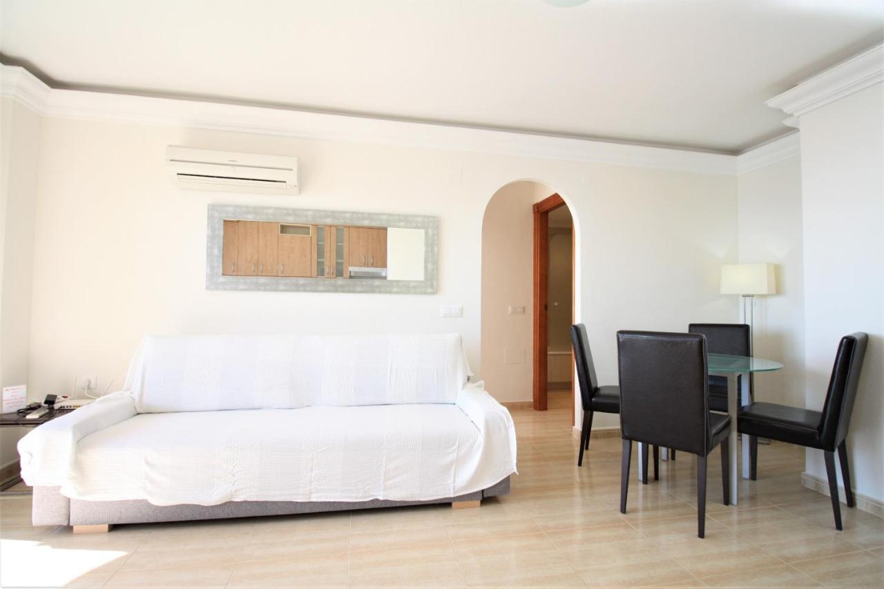 Spanish Connection - Seychelles La Manga Bagian luar foto